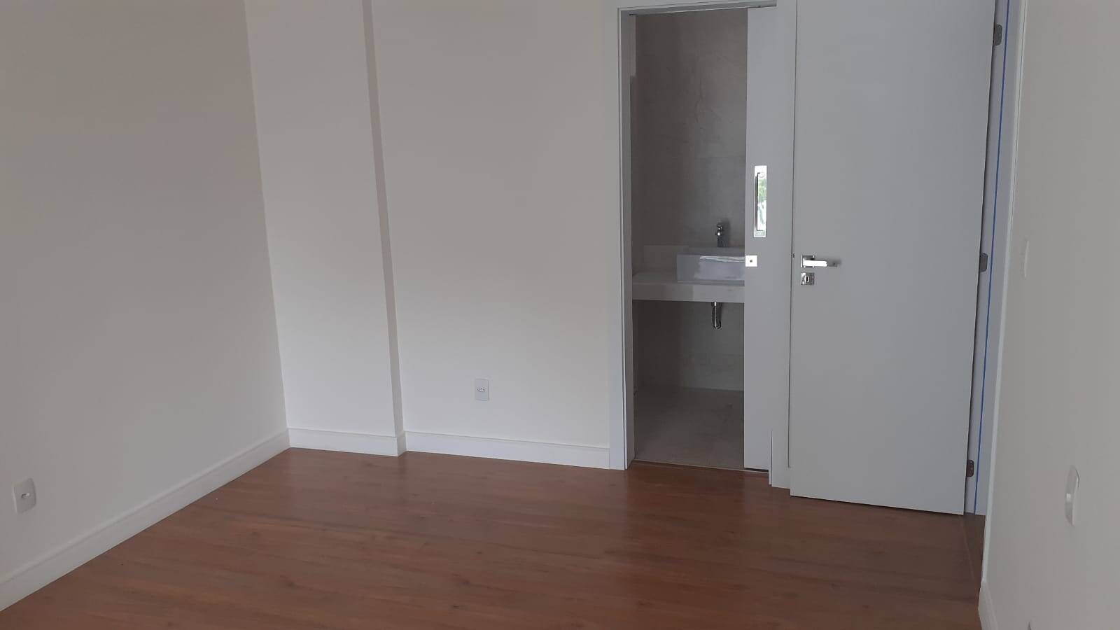 Apartamento à venda com 3 quartos - Foto 9